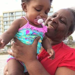 Meet your Posher, Debra