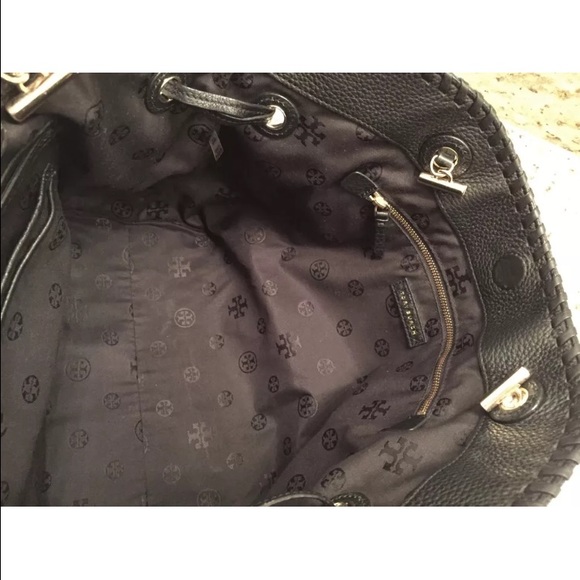 Tory Burch | Marion Slouchy Leather Tote - Picture 4 of 4