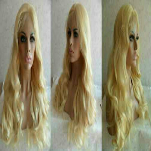 Blonde Beauty Lacefront Wig 22-24 inches
