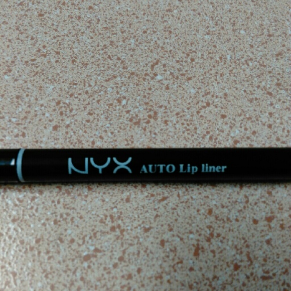 New NYX Lip Liner