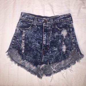Acid Washed Distressed High Waist Shorts