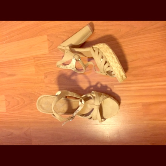 Khaki heels