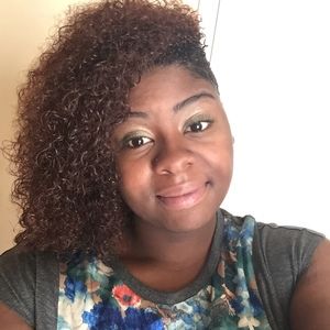 Meet your Posher, Bianca