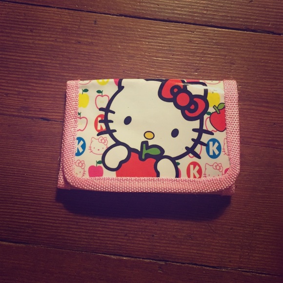 Price Reduced!! Brand New HK🎀 Wallet