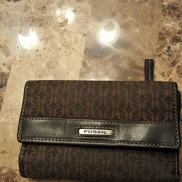 Fossil Wallet
