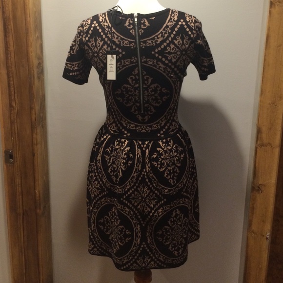 LADIES DRESS - Picture 4 of 4