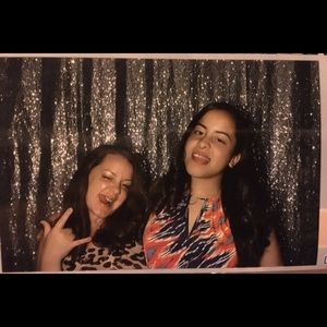 Meet your Posher, Raquel