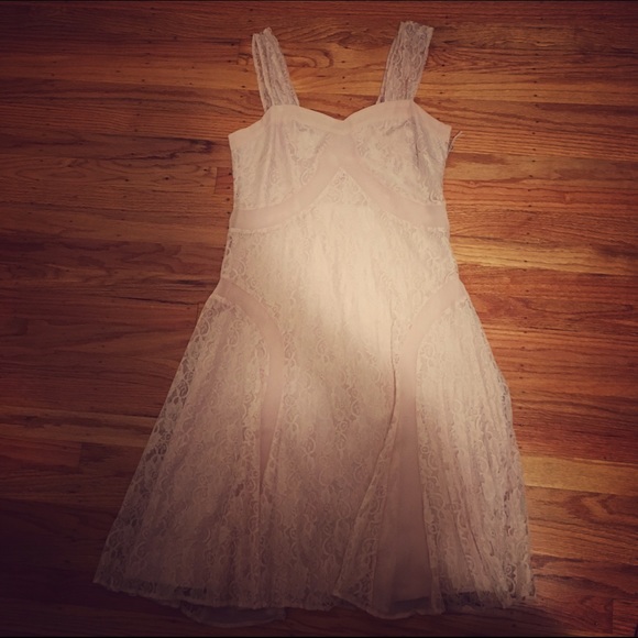 NWT Forever 21 Pink Floral Lace Dress - Picture 3 of 5