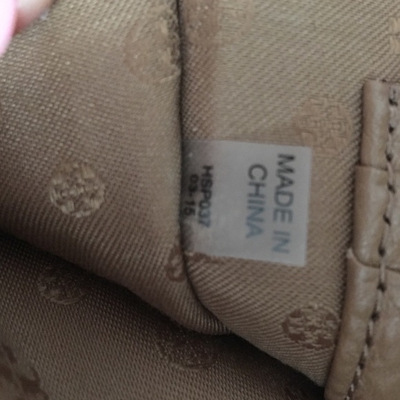 Tory Burch Cross Body Clutch. Like New!!