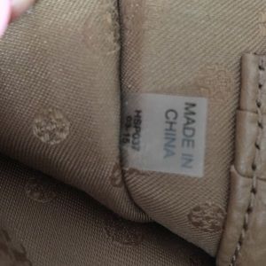 Tory Burch Cross Body Clutch. Like New!!