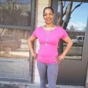 Meet your Posher, Sharon