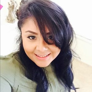 Meet your Posher, Telma