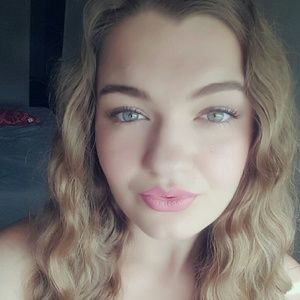 Meet your Posher, Skye