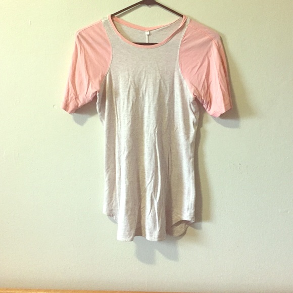 Lululemon baseball tee