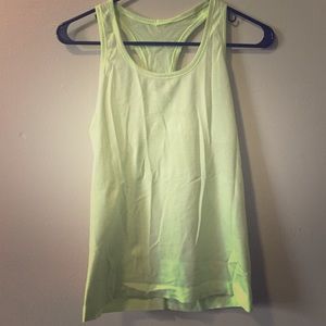 Lululemon tank