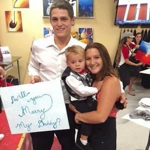 Meet your Posher, Casey