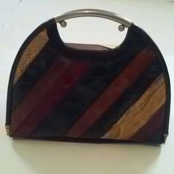 Hand bag - Picture 2 of 4