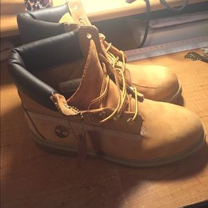 Timberland wheats kids size 7