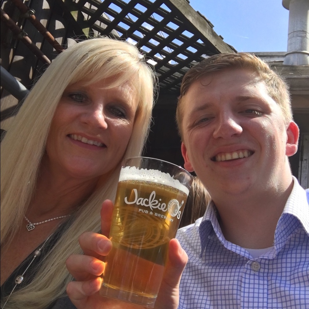 Meet your Posher, Christy