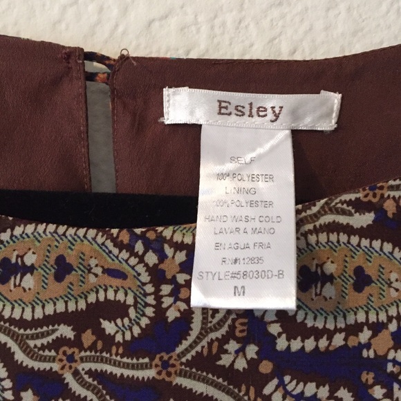 Structured Pattern Dress - Picture 3 of 4