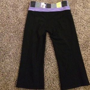 Lululemon reversible crop