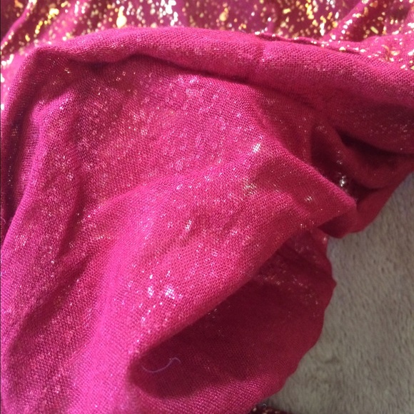 Red infinity scarf❤️ - Picture 3 of 3