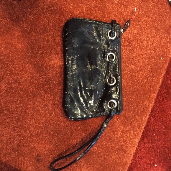 Black wristlet