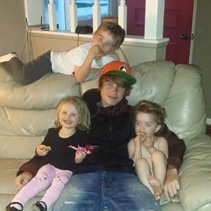 Meet your Posher, Kerri