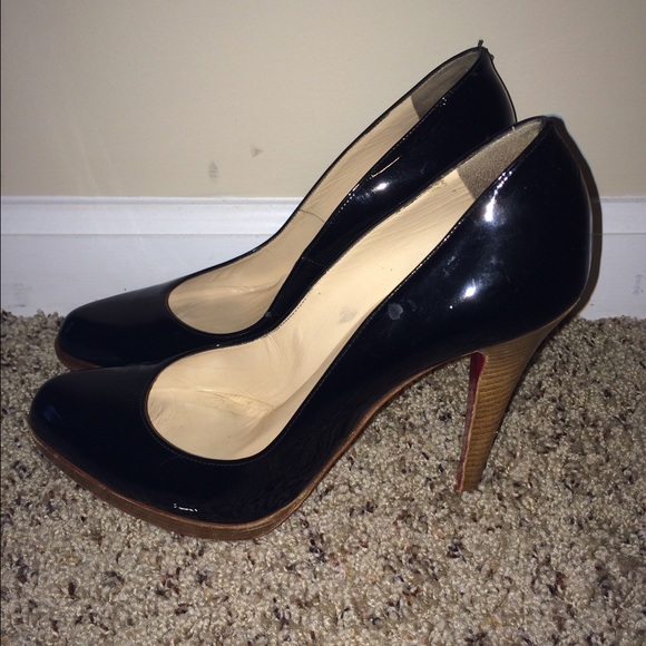 Christian Louboutin Decollette