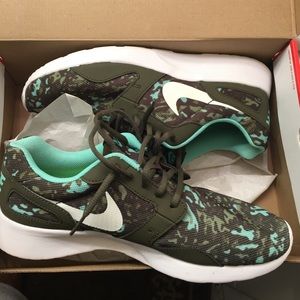 Nike kaishi