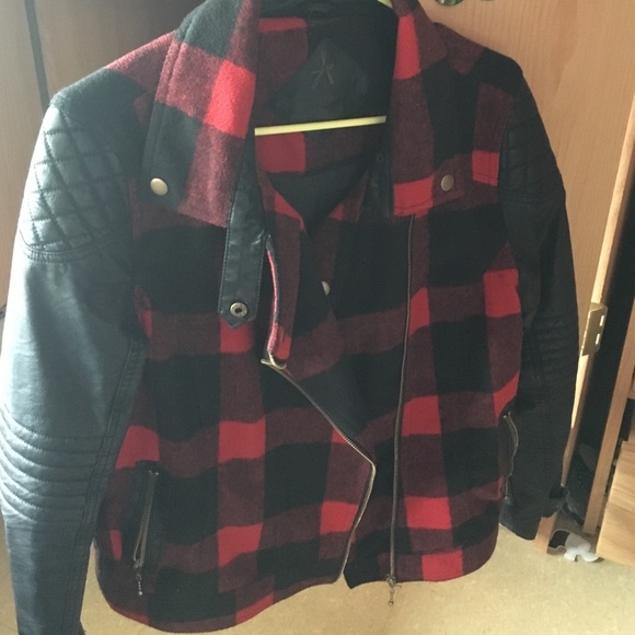 Plaid jacket with leather sleeves