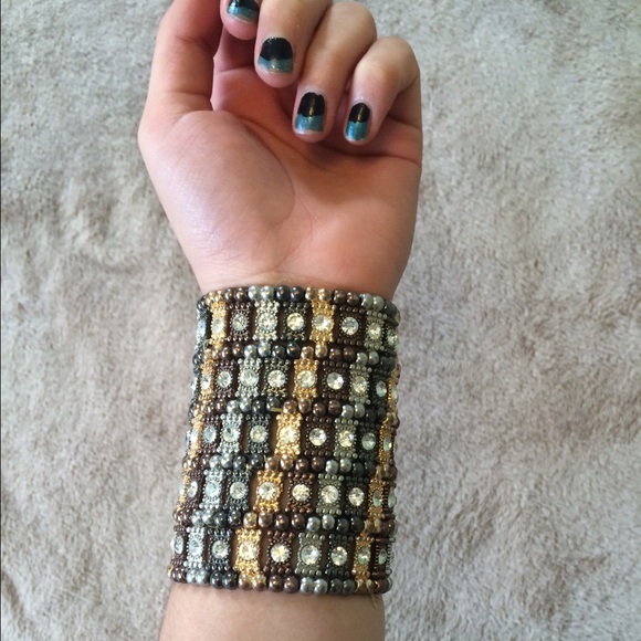 Jeweled bracelet💎