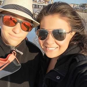 Meet your Posher, Casey