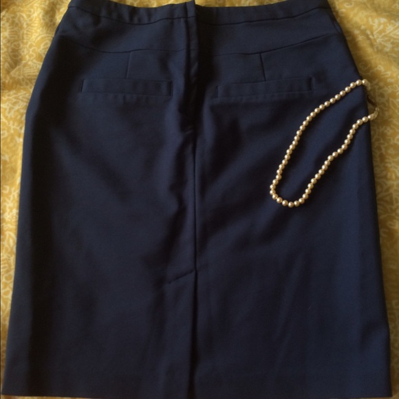 H & M Navy Blue Pencil Skirt - Picture 3 of 4