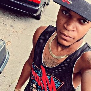 Meet your Posher, Tavarez