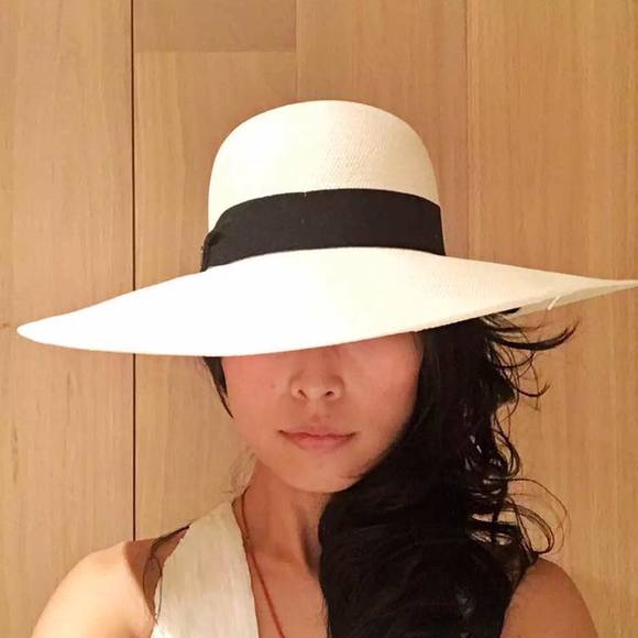 Meet your Posher, Jia