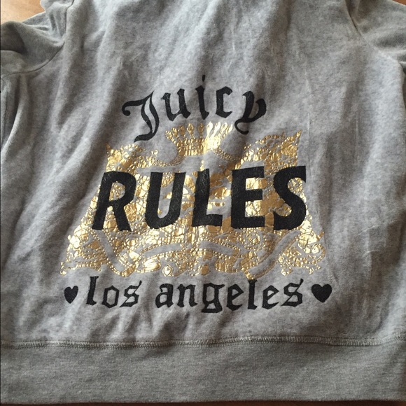 Juicy couture zip up hoodie!