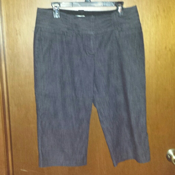 Charcoal colored capris