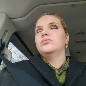 Meet your Posher, Tabitha