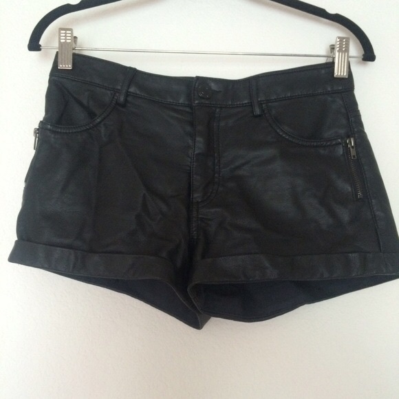 Black leather shorts!! - Picture 2 of 4
