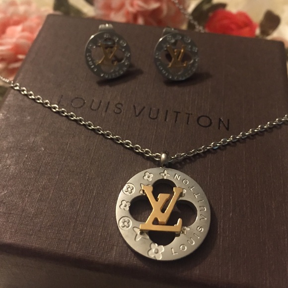 ๐FINAL SALE๐๐บ๐ธ๐บ๐ธFashion Jewelry Set๐๐๐๐ - Picture 4 of 4