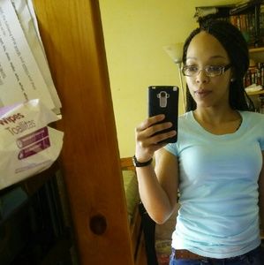 Meet your Posher, Nicole