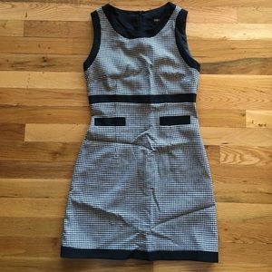 Oasis shift dress, size US 4, fits like 2.