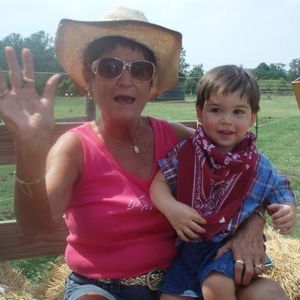 Meet your Posher, Ashley