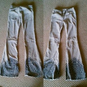 Funky corduroy flare pants