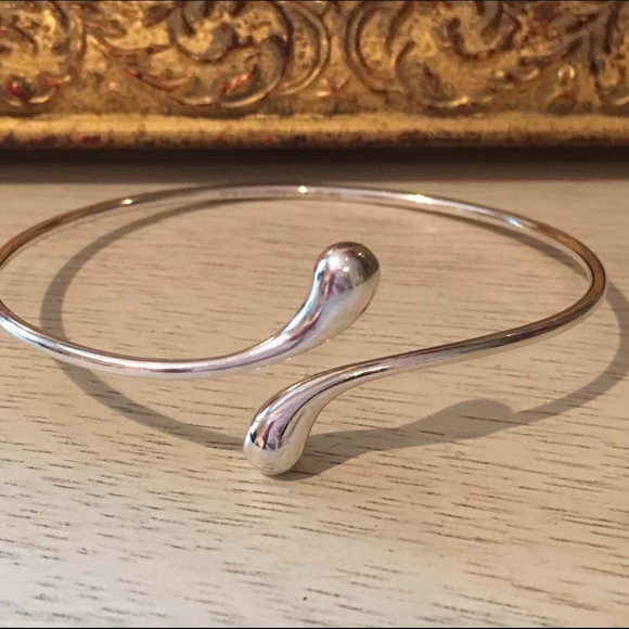 Tiffany & Co. Jewelry - Tiffany & Co. Teardrop Bangle