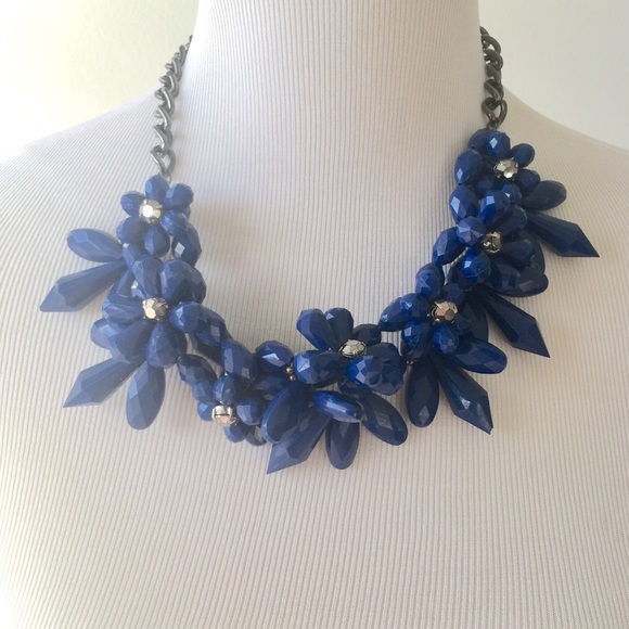 Flower Bead Bold Statement Necklace