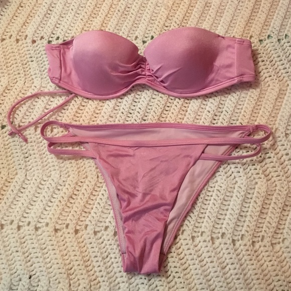 Shimmery material, brand new bikini set.