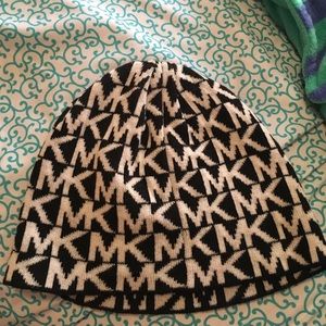 Mk beanie