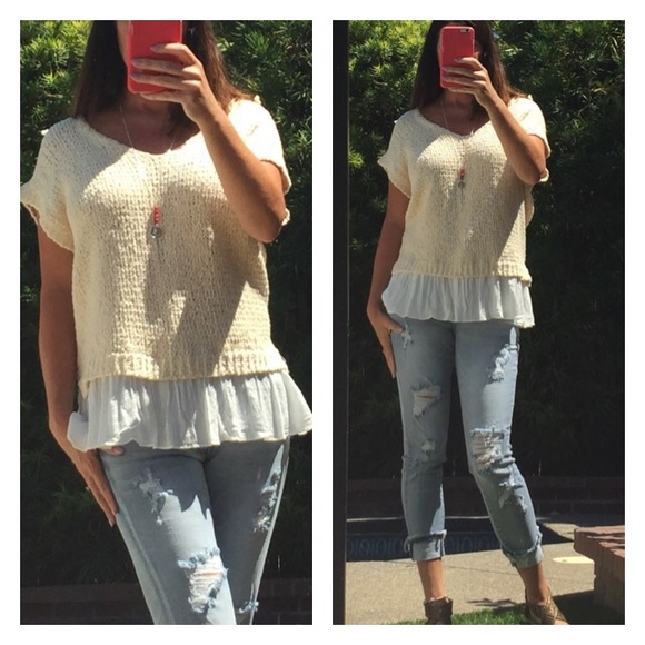 Tops - ️️BEACH SWEATER